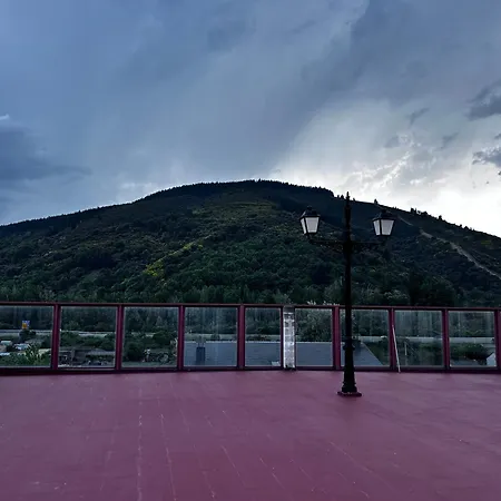 La Estación Villafranca Del Bierzo